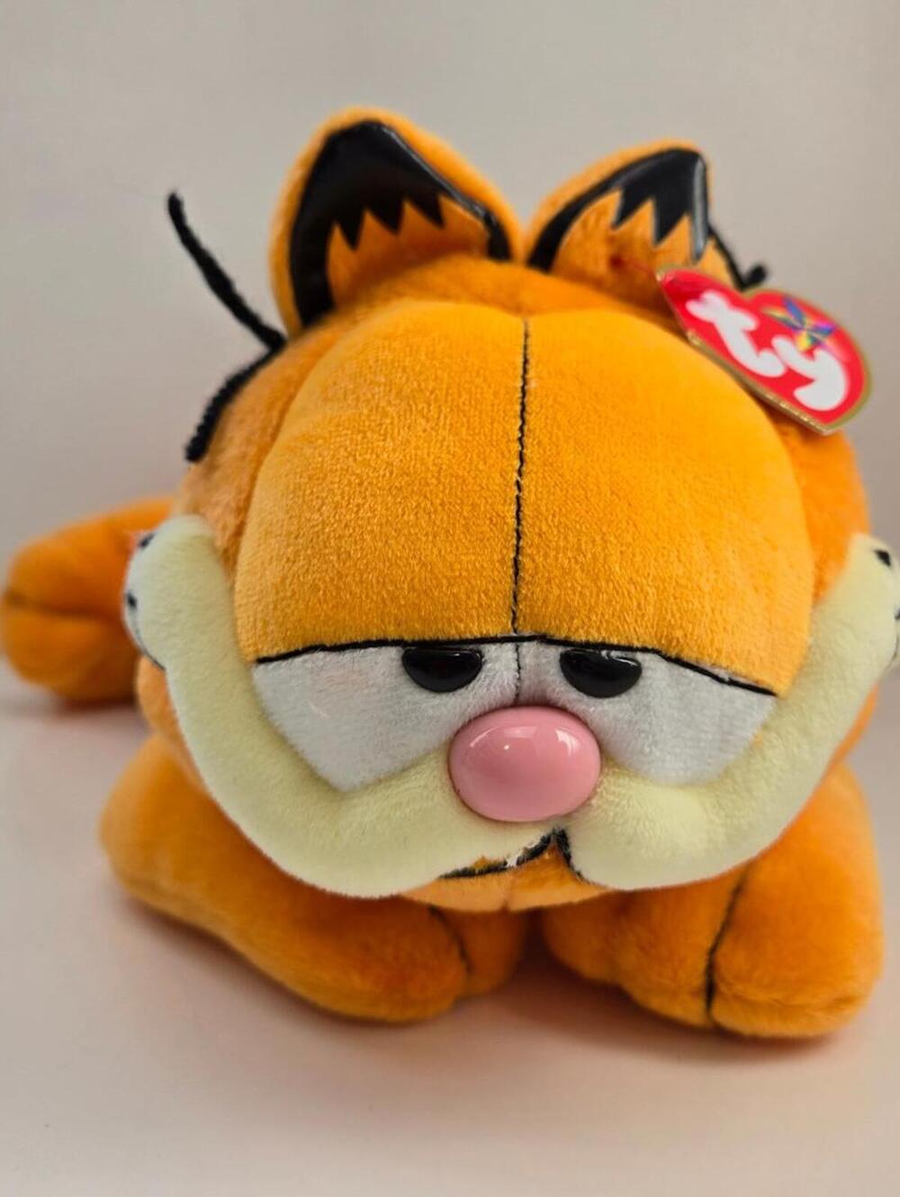 Ty Beanie Buddy “Garfield” the Cat - Laying Down Version (12 inch)